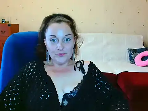 Snapshot of Alice3694 chatting on May 2026 05:26:02 AM Alice3694 online show from May 2026 05:26:02 AM