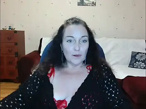Snapshot of Alice3694 chatting on May 2026 03:47:02 AM Alice3694 online show from May 2026 03:47:02 AM