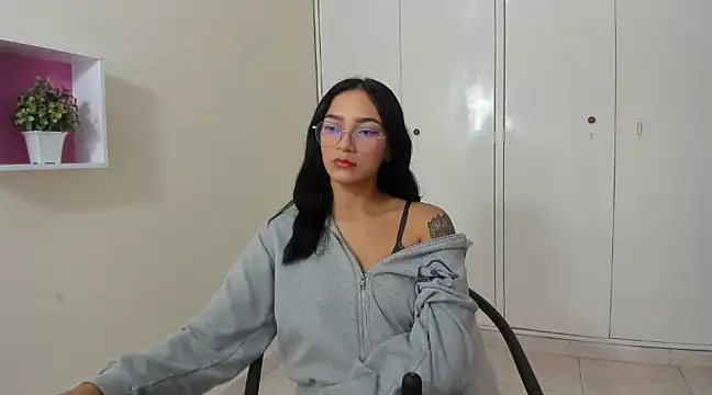 ASIAM BRUNET online show from March 2025 12:56:02 PM