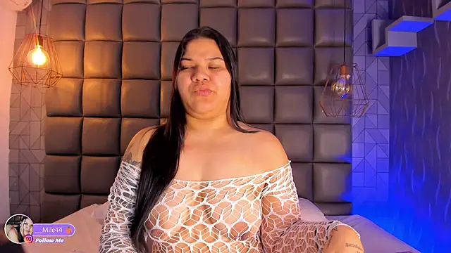 mile uribe online show from September 2025 03:32:02 AM