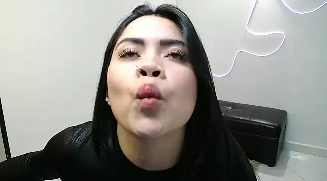 team dinamite69 online show from January 2025 06:50:01 PM