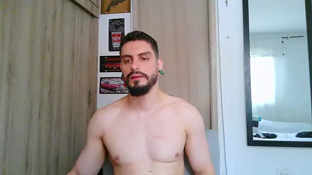 Aaron kwok28 online show from February 2026 07:56:01 PM