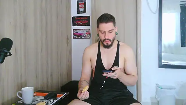 Aaron kwok28 online show from February 2026 10:07:01 PM