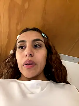 Katee Jones online show from November 2025 12:35:02 AM