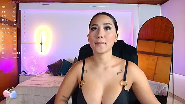  gaby2 online show from February 2025 12:22:02 PM