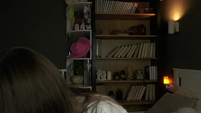 Snapshot of DarylBarks chatting on February 2026 01:15:01 AM DarylBarks online show from February 2026 01:15:01 AM