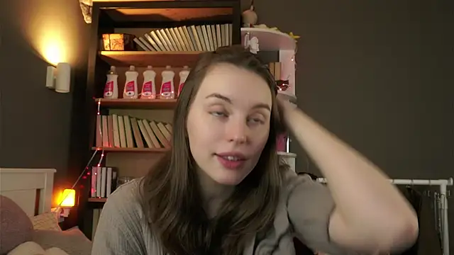 Snapshot of DarylBarks chatting on February 2026 01:12:01 AM DarylBarks online show from February 2026 01:12:01 AM