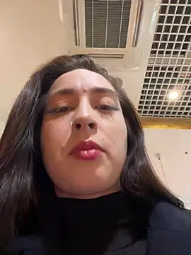 Snapshot of Holly_Play chatting on March 2025 10:03:02 AM Holly Play online show from March 2025 10:03:02 AM