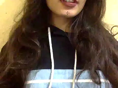 krati74 online show from February 2025 07:24:02 PM