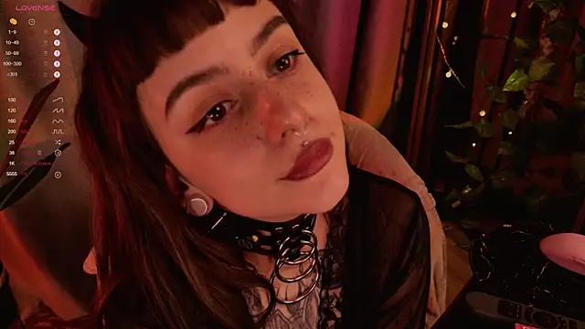 MichaellaMoon online show from January 2025 01:45:02 AM