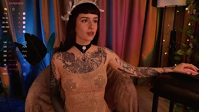 MichaellaMoon online show from January 2025 10:41:01 PM