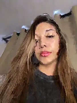 Iris lee online show from October 2025 07:44:01 PM