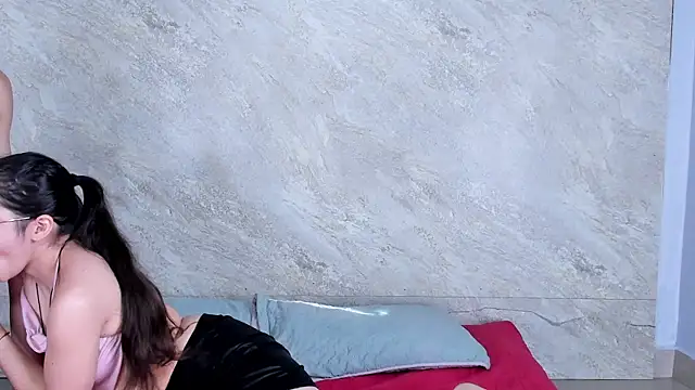 Snapshot of Couplehot__1 chatting on September 2025 08:30:02 PM Couplehot 1 online show from September 2025 08:30:02 PM