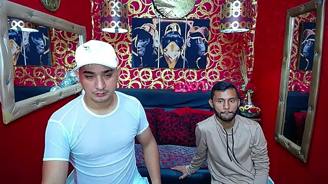 Snapshot of BOYSPEIN chatting on March 2025 01:18:01 PM BOYSPEIN online show from March 2025 01:18:01 PM