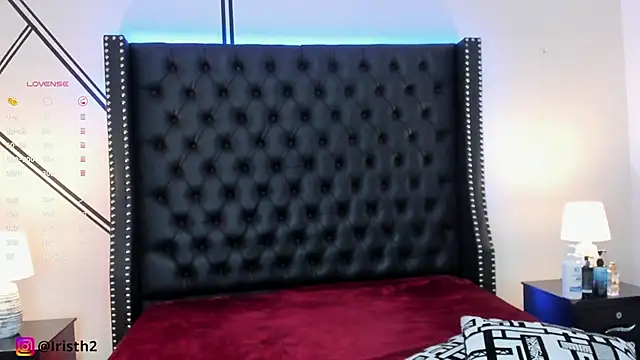 Iris Thompson  online show from February 2025 09:09:01 PM