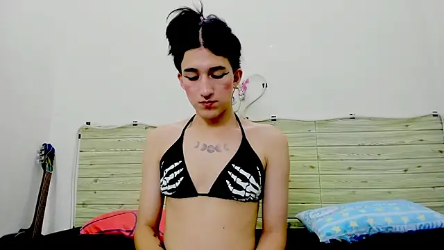 Evil Queen13 online show from December 2025 07:53:02 PM