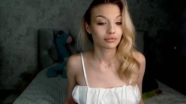 Ella Milla online show from July 2026 12:40:02 PM