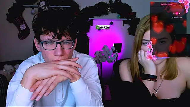 Snapshot of daisy_candy chatting on January 2025 08:37:02 PM daisy candy online show from January 2025 08:37:02 PM