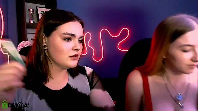 Snapshot of daisy_candy chatting on September 2025 08:01:02 PM daisy candy online show from September 2025 08:01:02 PM