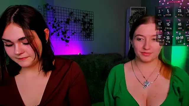 Snapshot of daisy_candy chatting on September 2025 08:02:01 PM daisy candy online show from September 2025 08:02:01 PM