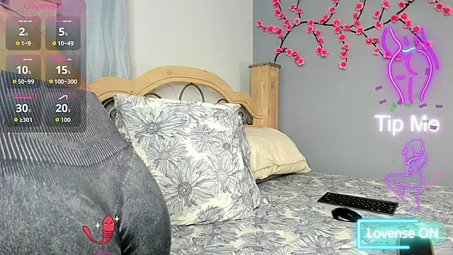 Snapshot of Angel_1997 chatting on October 2025 12:51:01 AM Angel 1997 online show from October 2025 12:51:01 AM