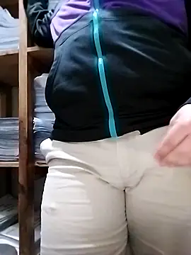 Snapshot of Whiper2024 chatting on February 2026 06:26:02 PM Whiper2024 online show from February 2026 06:26:02 PM