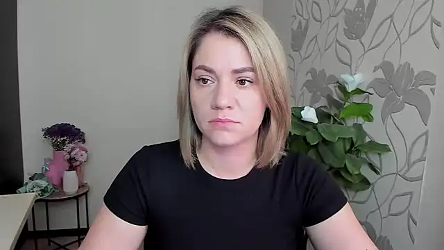 MariaSttone online show from September 2025 11:44:02 AM