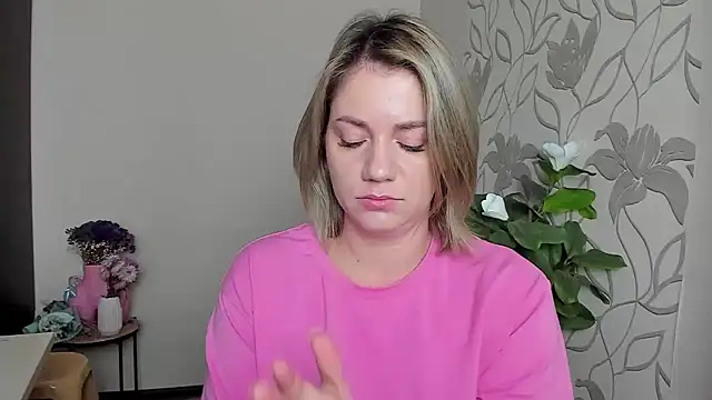 MariaSttone online show from September 2025 06:59:01 AM