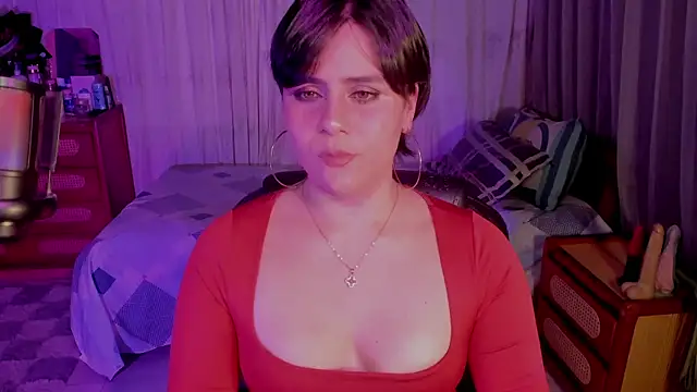 isabelacooperr online show from June 2026 12:33:02 PM
