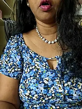 Snapshot of Bangarupapa chatting on May 2026 12:06:02 AM Bangarupapa online show from May 2026 12:06:02 AM