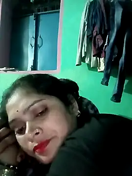 Snapshot of Chandni chatting on January 2025 02:05:01 PM Chandni online show from January 2025 02:05:01 PM