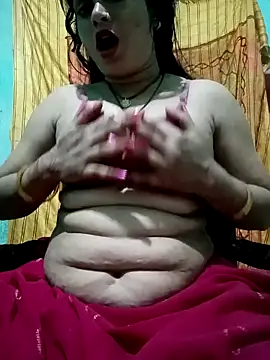 Snapshot of Chandni chatting on February 2025 01:11:02 PM Chandni online show from February 2025 01:11:02 PM