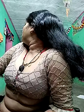 Snapshot of Chandni chatting on March 2025 11:06:01 PM Chandni online show from March 2025 11:06:01 PM