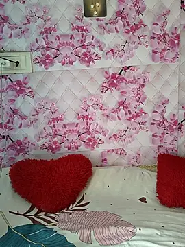 sandy naughty online show from July 2026 05:00:01 AM