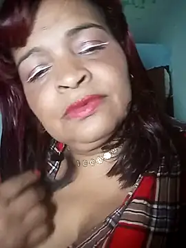Snapshot of _violetta_- chatting on February 2025 05:36:01 PM  violetta - online show from February 2025 05:36:01 PM