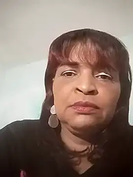 Snapshot of _violetta_- chatting on March 2025 08:38:02 PM  violetta - online show from March 2025 08:38:02 PM