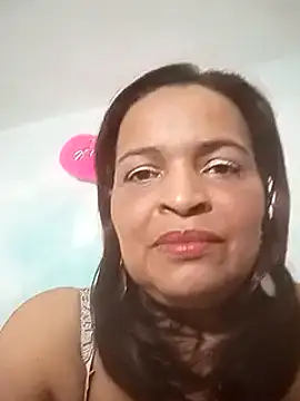 Snapshot of _violetta_- chatting on March 2025 11:43:02 PM  violetta - online show from March 2025 11:43:02 PM