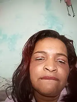 Snapshot of _violetta_- chatting on March 2025 09:48:02 PM  violetta - online show from March 2025 09:48:02 PM