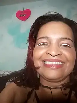 Snapshot of _violetta_- chatting on March 2025 08:42:02 PM  violetta - online show from March 2025 08:42:02 PM