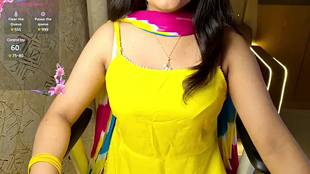 Snapshot of Punjabi_Queen1 chatting on December 2024 04:02:02 PM Punjabi Queen1 online show from December 2024 04:02:02 PM