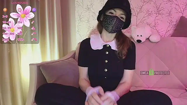 MilfeaN online show from March 2025 05:25:01 PM