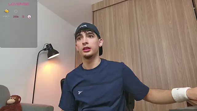 Snapshot of zenn_rush1 chatting on February 2025 12:50:01 PM zenn rush1 online show from February 2025 12:50:01 PM