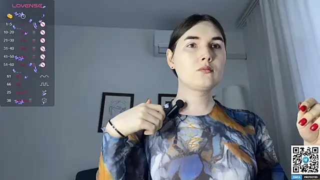 Maria Bowie online show from March 2025 07:47:02 AM