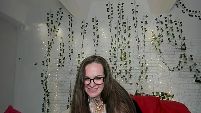 fiery stella online show from October 2025 11:51:02 AM