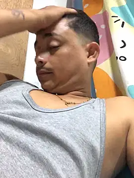 isacalejandroo online show from February 2025 04:37:01 AM