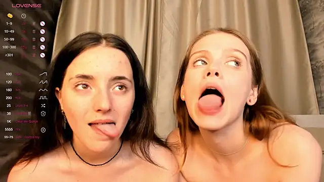 AlodiaHakes online show from December 2024 05:17:02 PM