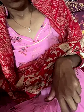 HotRiyacpl online show from December 2025 01:28:01 PM