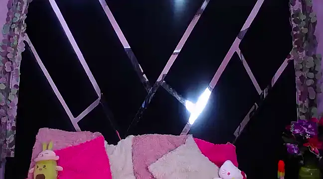 nathalia pink online show from January 2025 08:37:02 PM