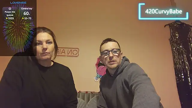 Snapshot of 420Curvybabe chatting on January 2025 07:13:02 PM 420Curvybabe online show from January 2025 07:13:02 PM