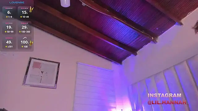 Snapshot of lil_hanna18 chatting on January 2025 11:51:02 AM lil hanna18 online show from January 2025 11:51:02 AM